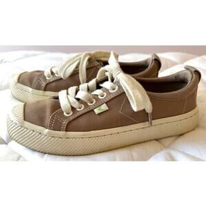 CARIUMA OCA Low Contrast Thread Canvas Sneaker Celeb Obsession Size 6